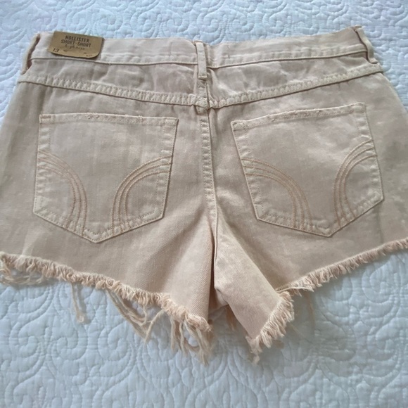 Hollister Short Shorts Light Orange Distressed Embroidery Size 13/31 - Picture 10 of 13